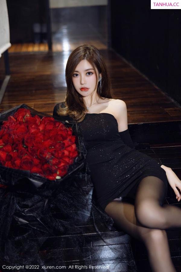 綺裡嘉 绮里嘉 [XiuRen]高清写真图 2022.01.21 No.4498 绮里嘉ula第8张图片
